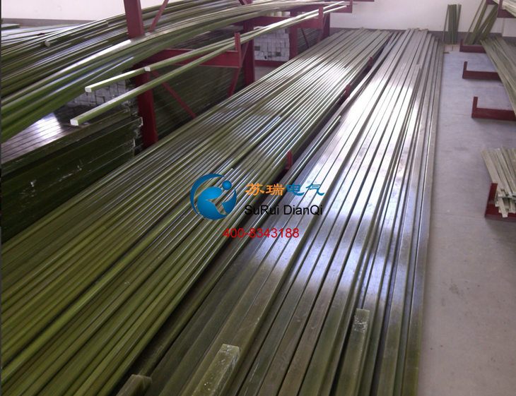 膠木柱